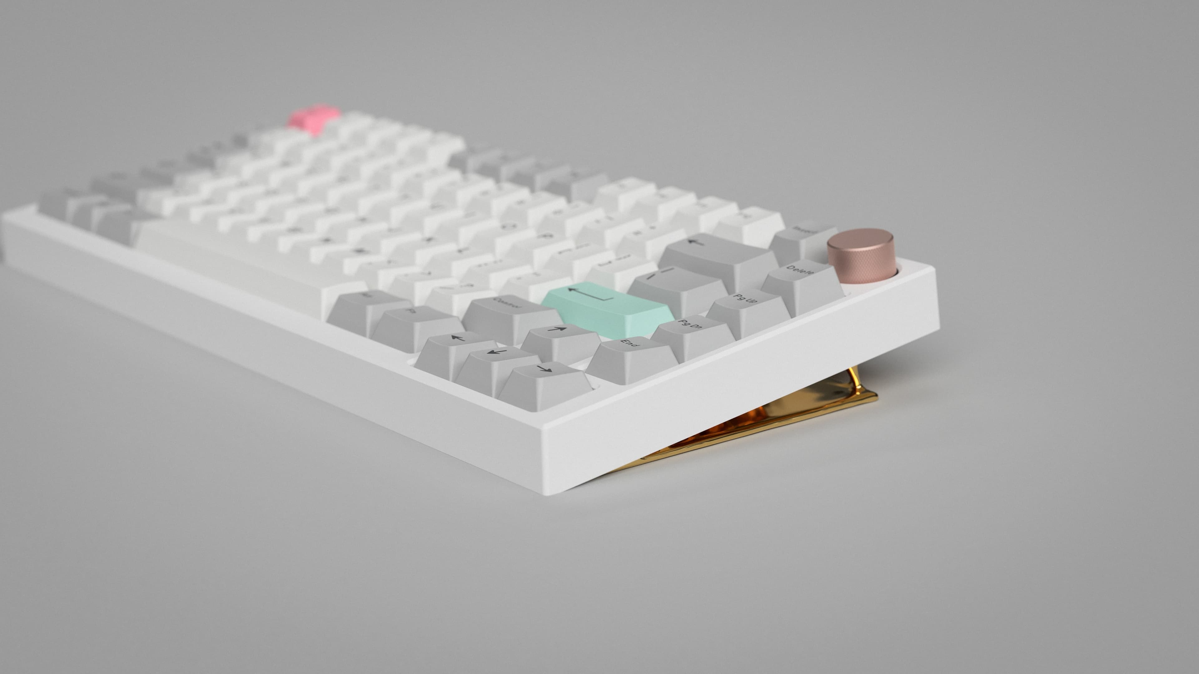 GMK Modern Dolch Light on the EvolvW keyboard